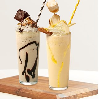 Lyxig Milkshake Lemoncurd Walnut.jpg